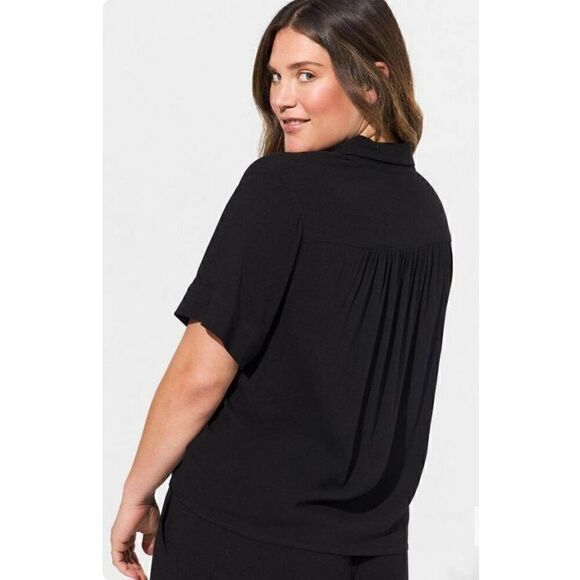 Torrid Button Front Top Womens 1X Plus Rayon Linen Feel Short Sleeve Beach Shirt - Picture 2 of 3